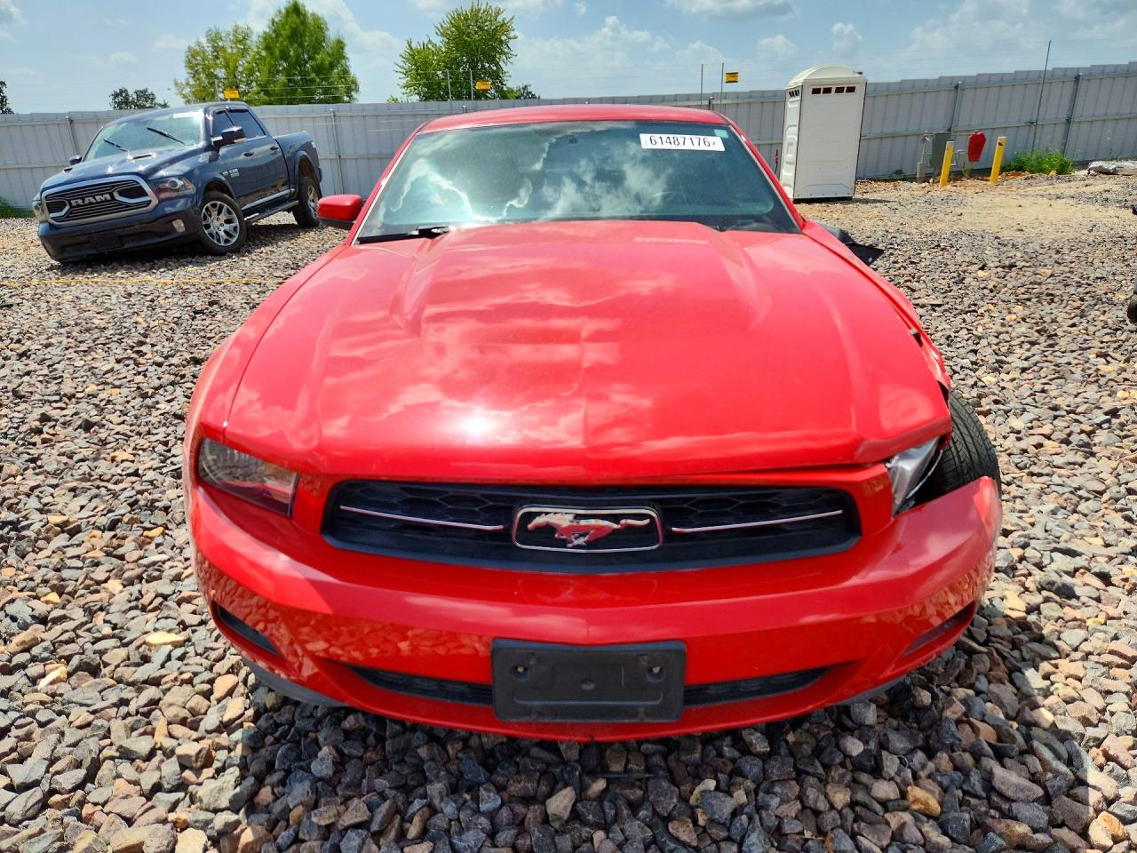 2011 FORD MUSTANG
