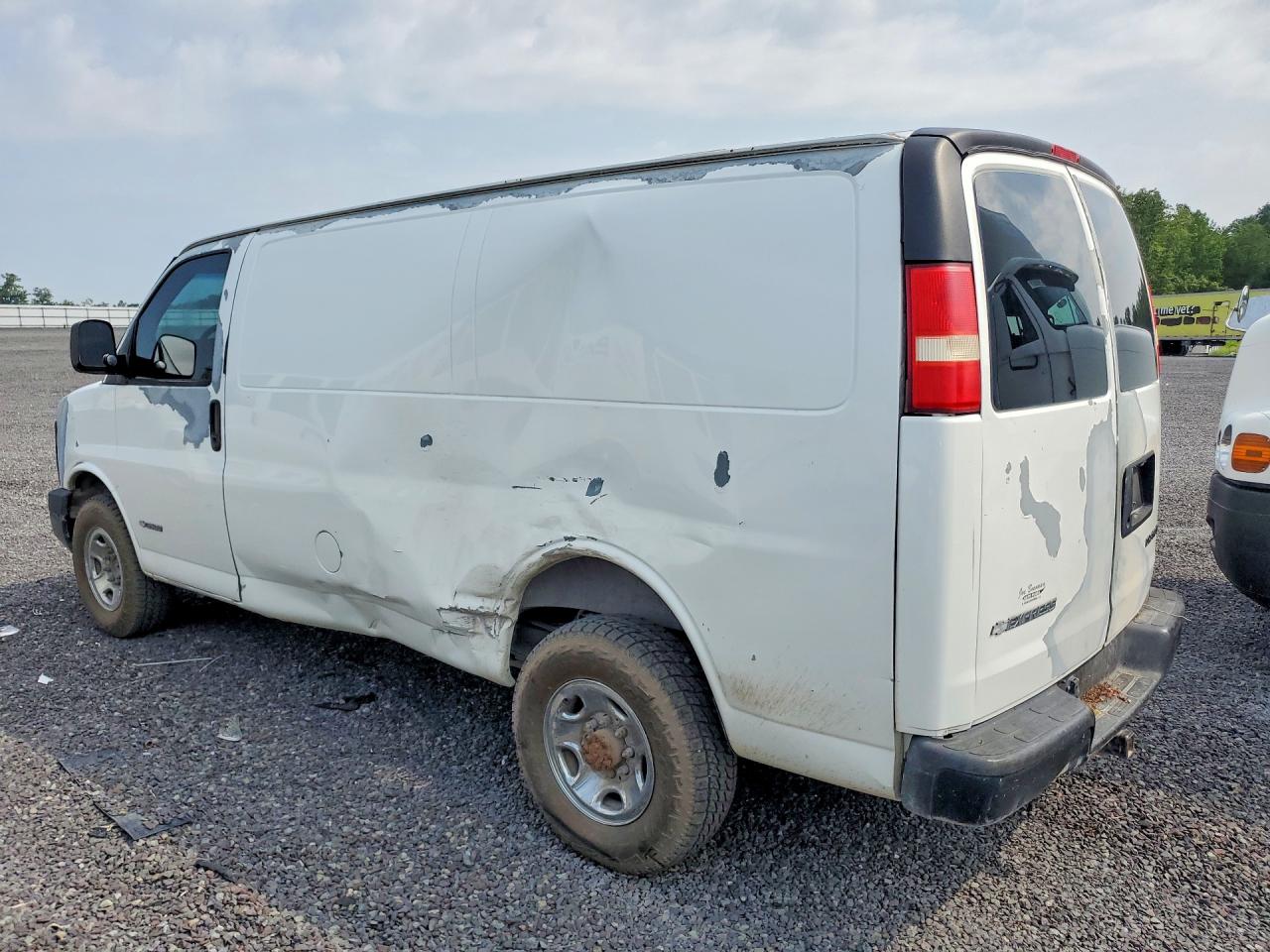 2004 CHEVROLET EXPRESS