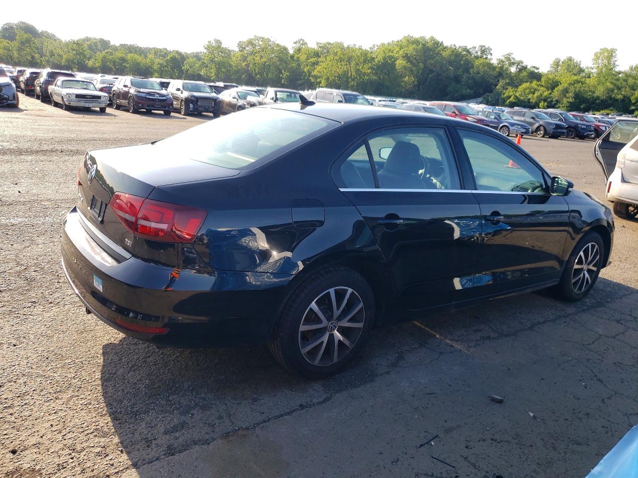 2017 VOLKSWAGEN JETTA