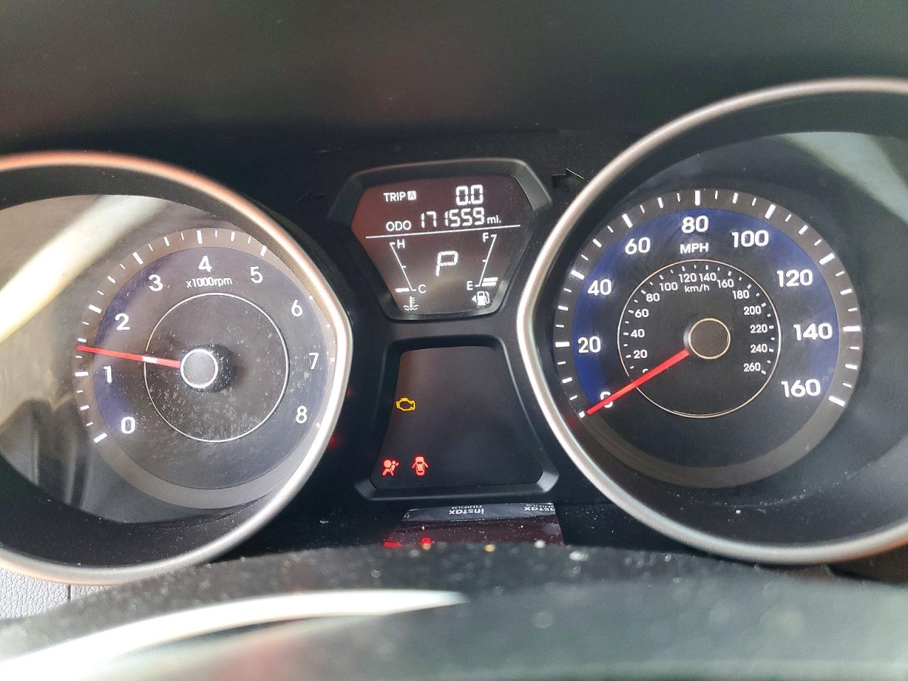 2013 HYUNDAI ELANTRA