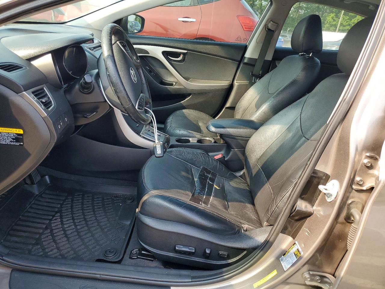 2013 HYUNDAI ELANTRA