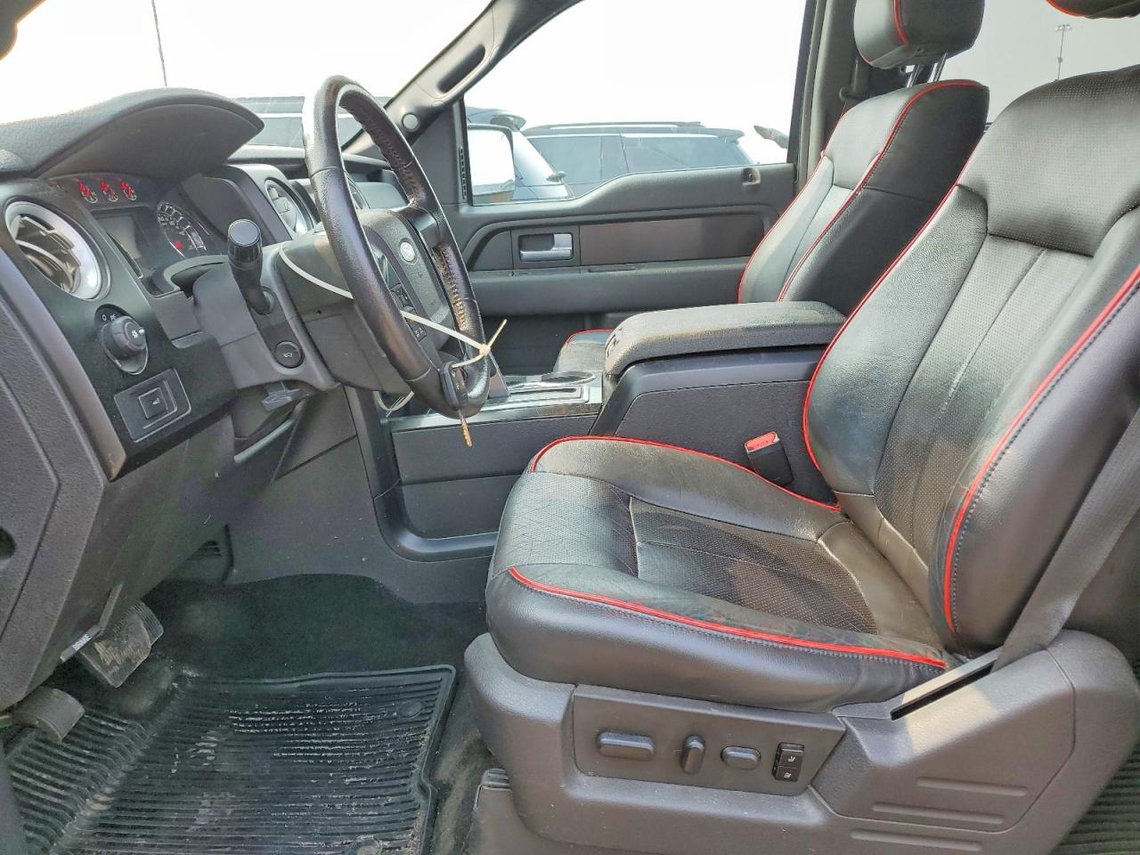 2012 FORD F150