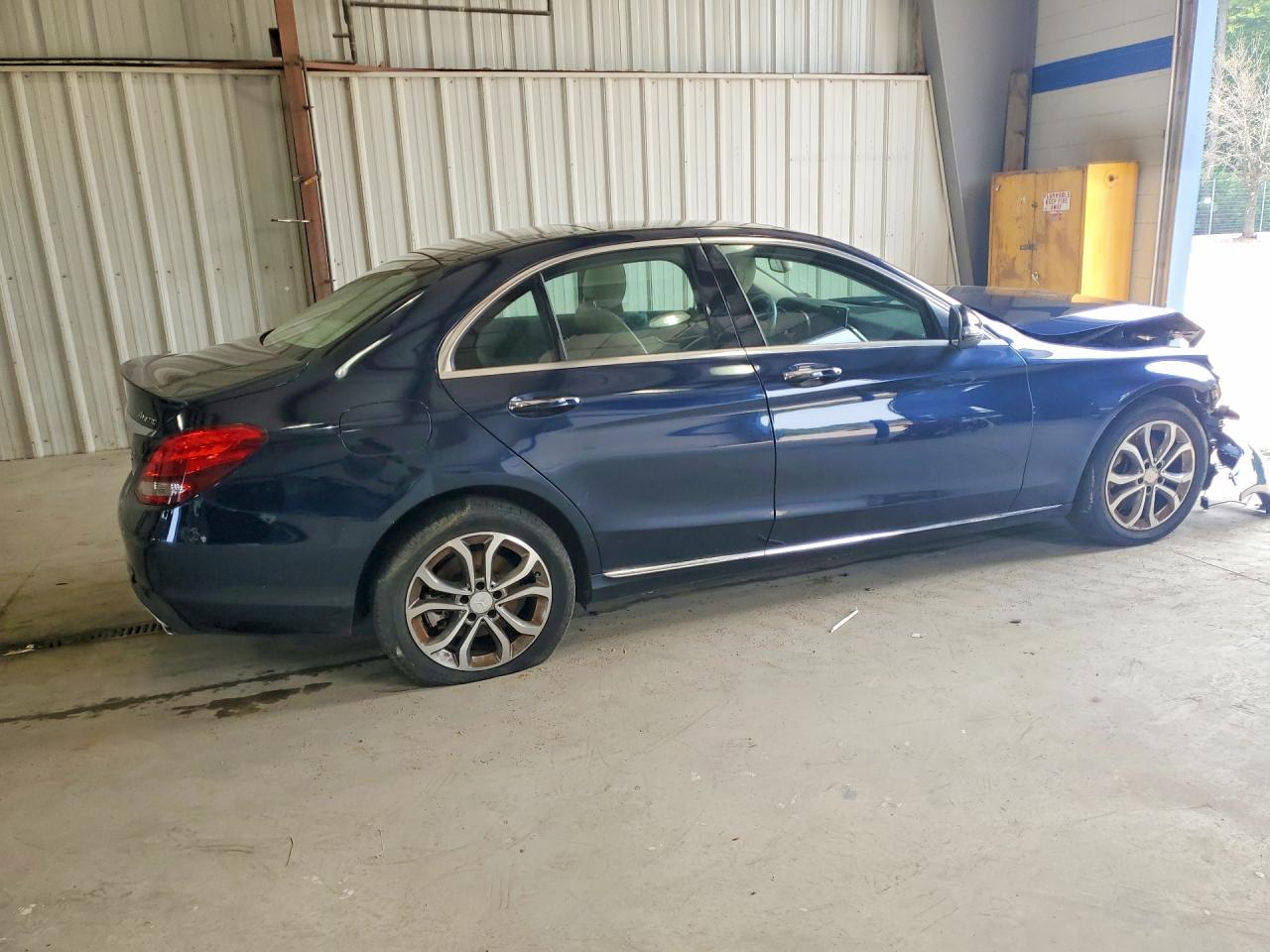 2016 MERCEDES-BENZ C-CLASS