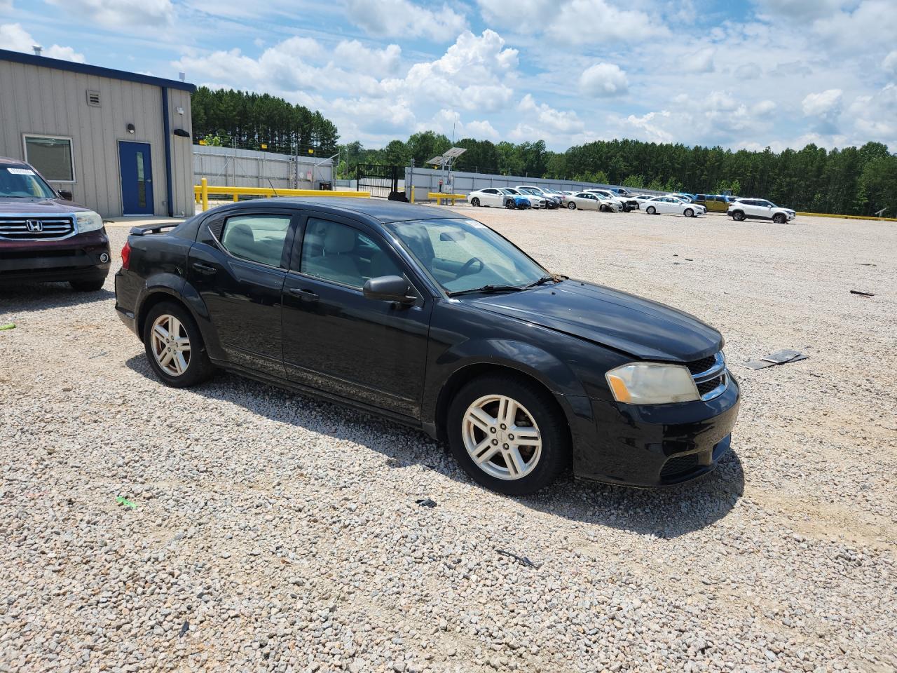 2012 DODGE AVENGER