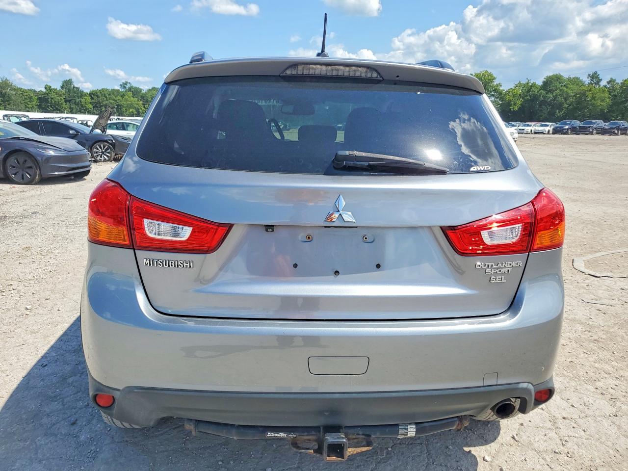 2016 MITSUBISHI OUTLANDER