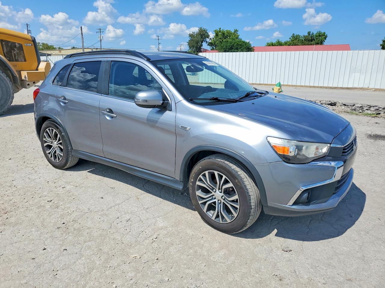 2016 MITSUBISHI OUTLANDER