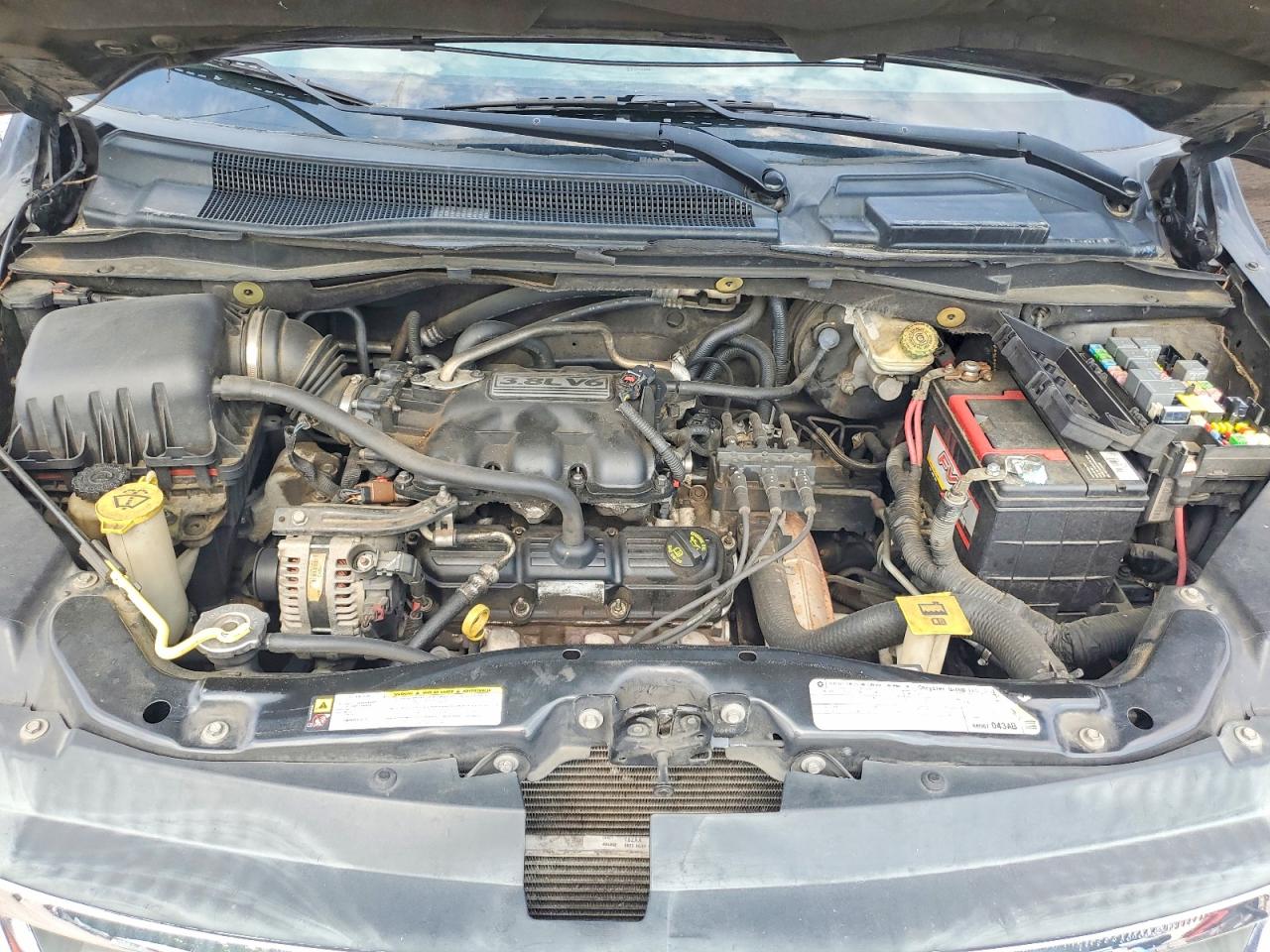 2010 VOLKSWAGEN ROUTAN