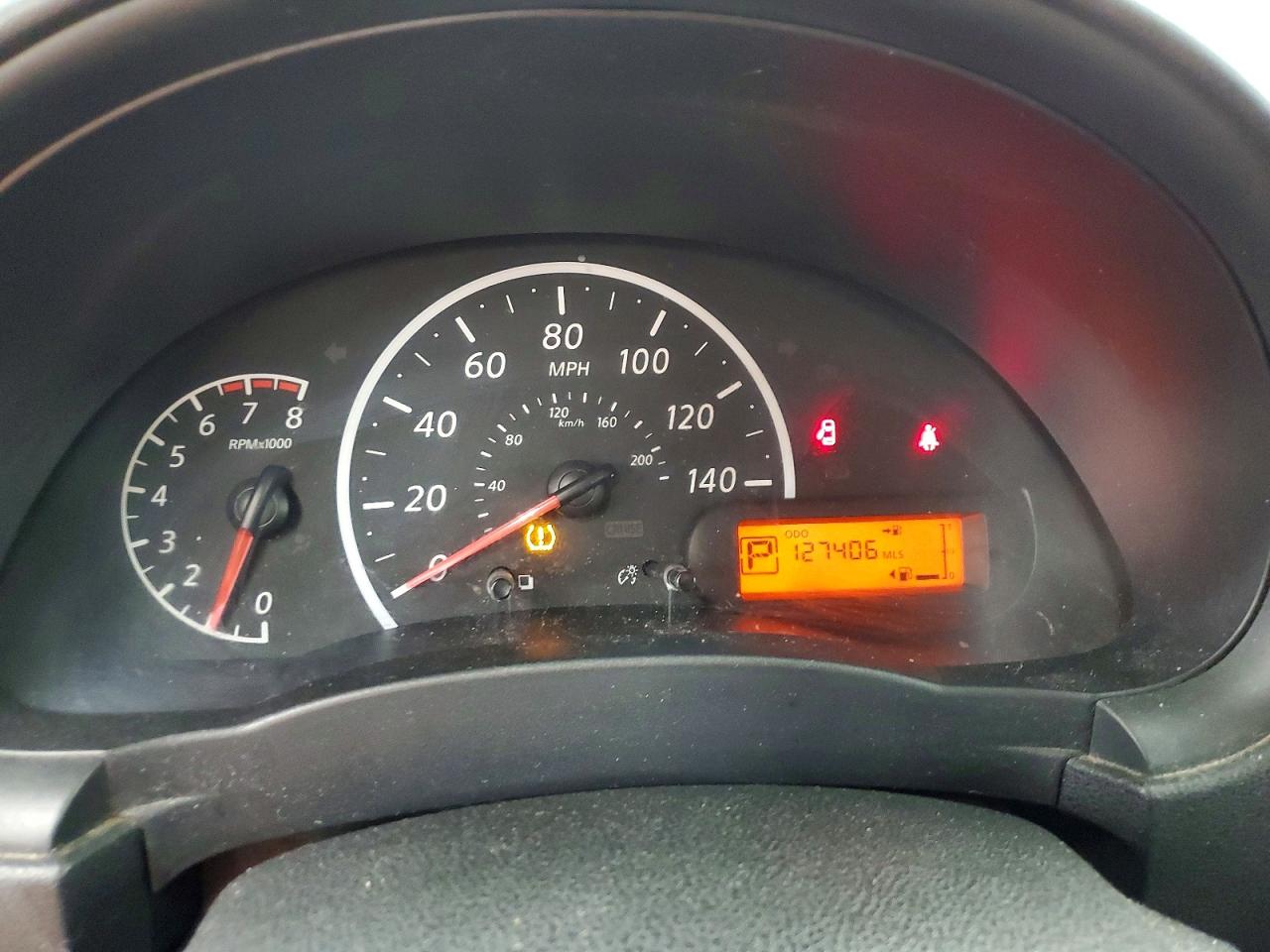 2014 NISSAN VERSA
