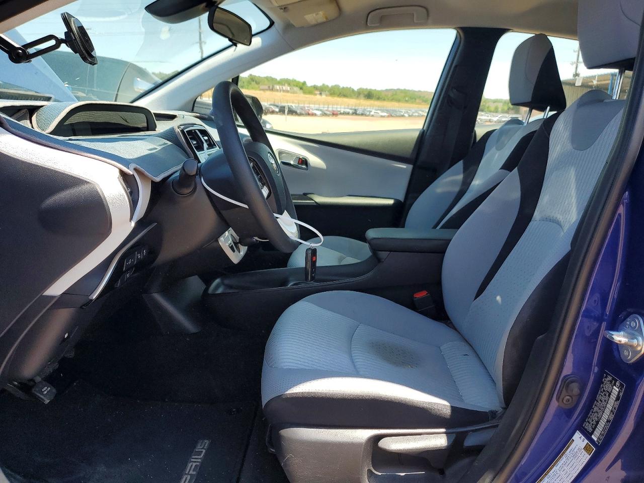 2018 TOYOTA PRIUS