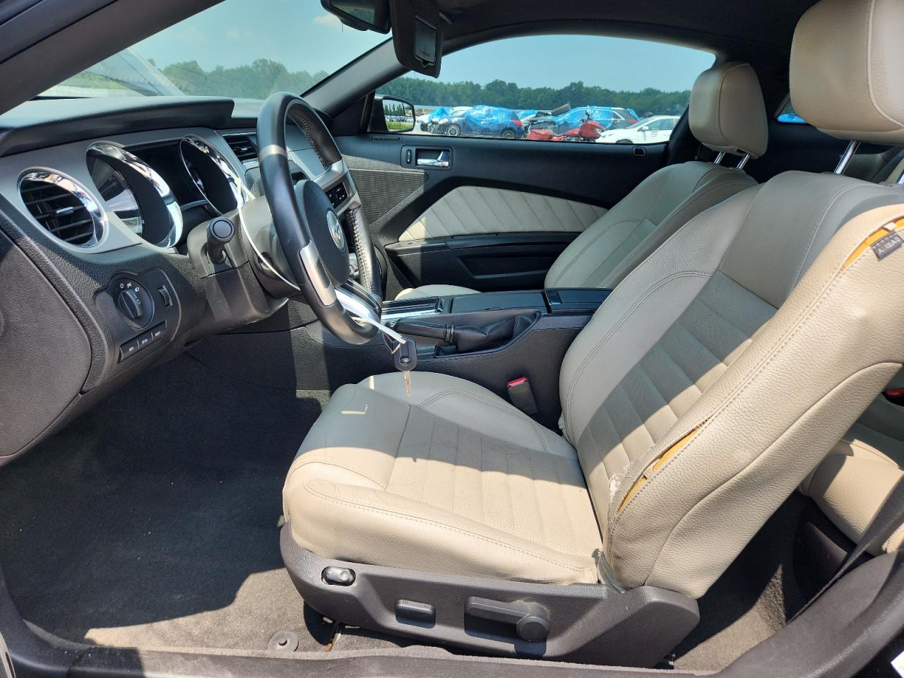 2012 FORD MUSTANG