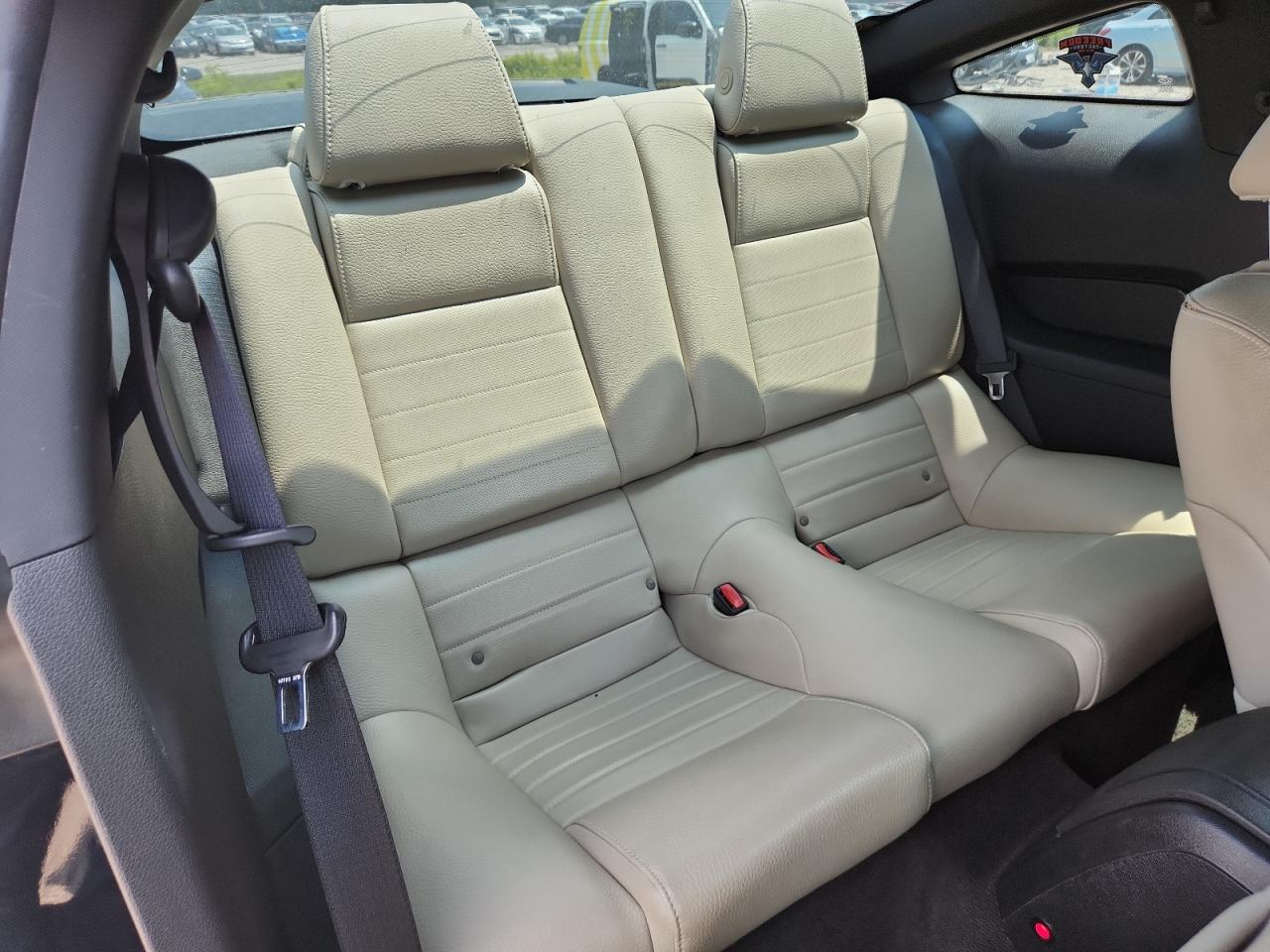 2012 FORD MUSTANG