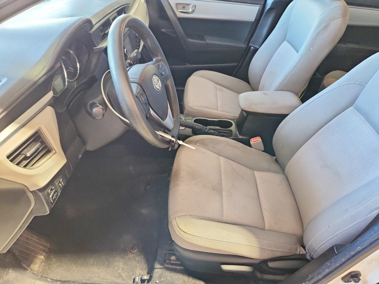 2015 TOYOTA COROLLA