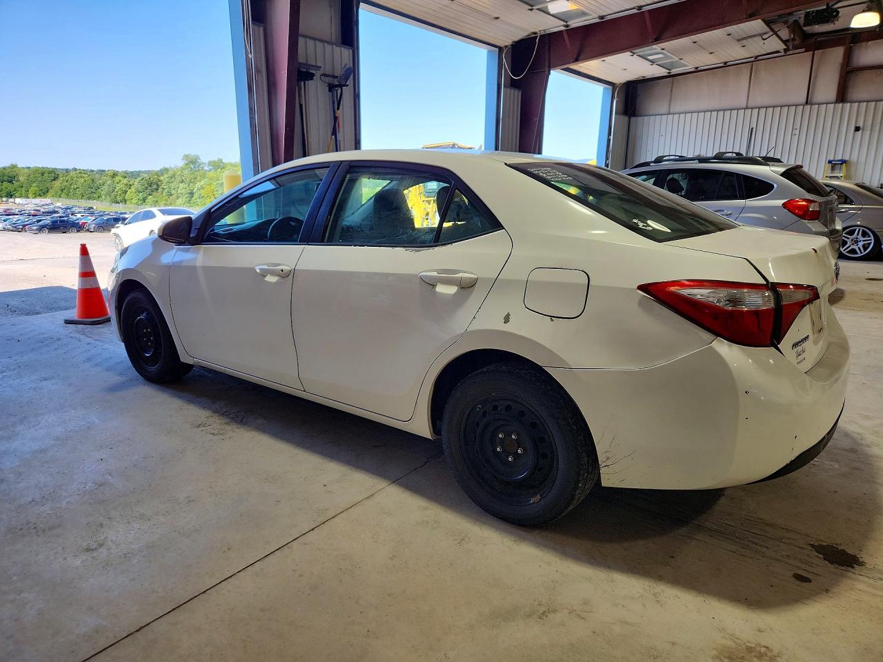 2015 TOYOTA COROLLA