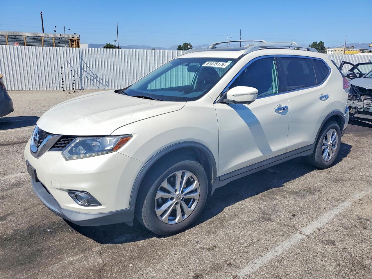 2015 NISSAN ROGUE