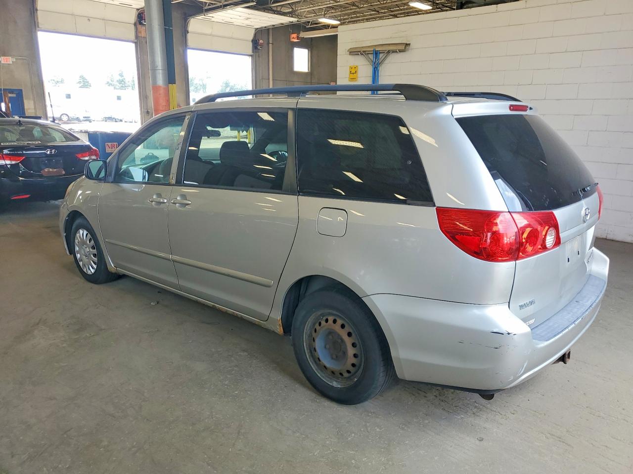 2008 TOYOTA SIENNA