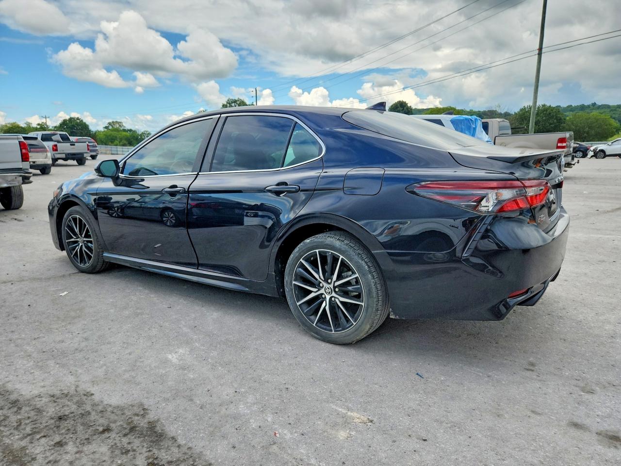 2024 TOYOTA CAMRY