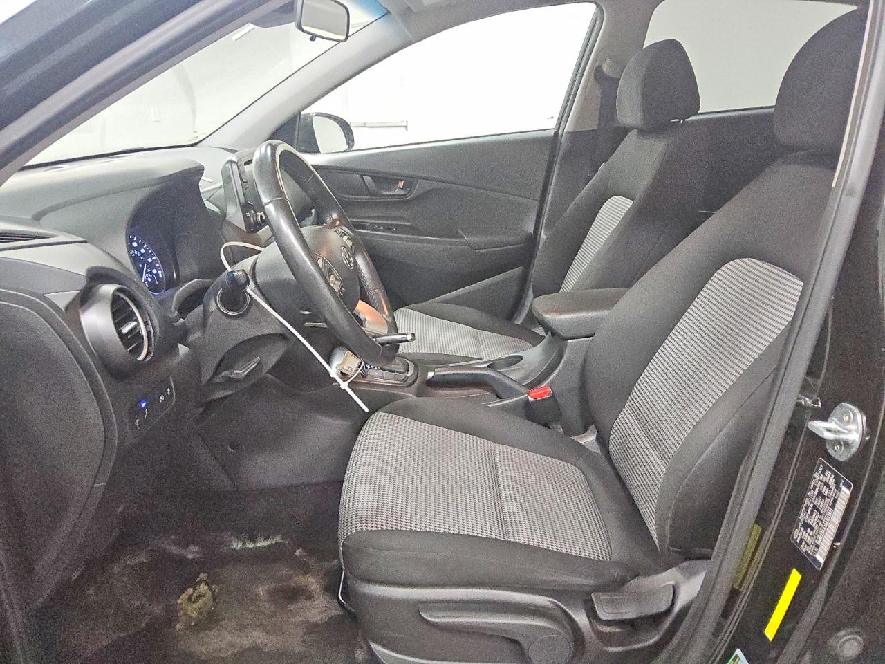 2021 HYUNDAI KONA