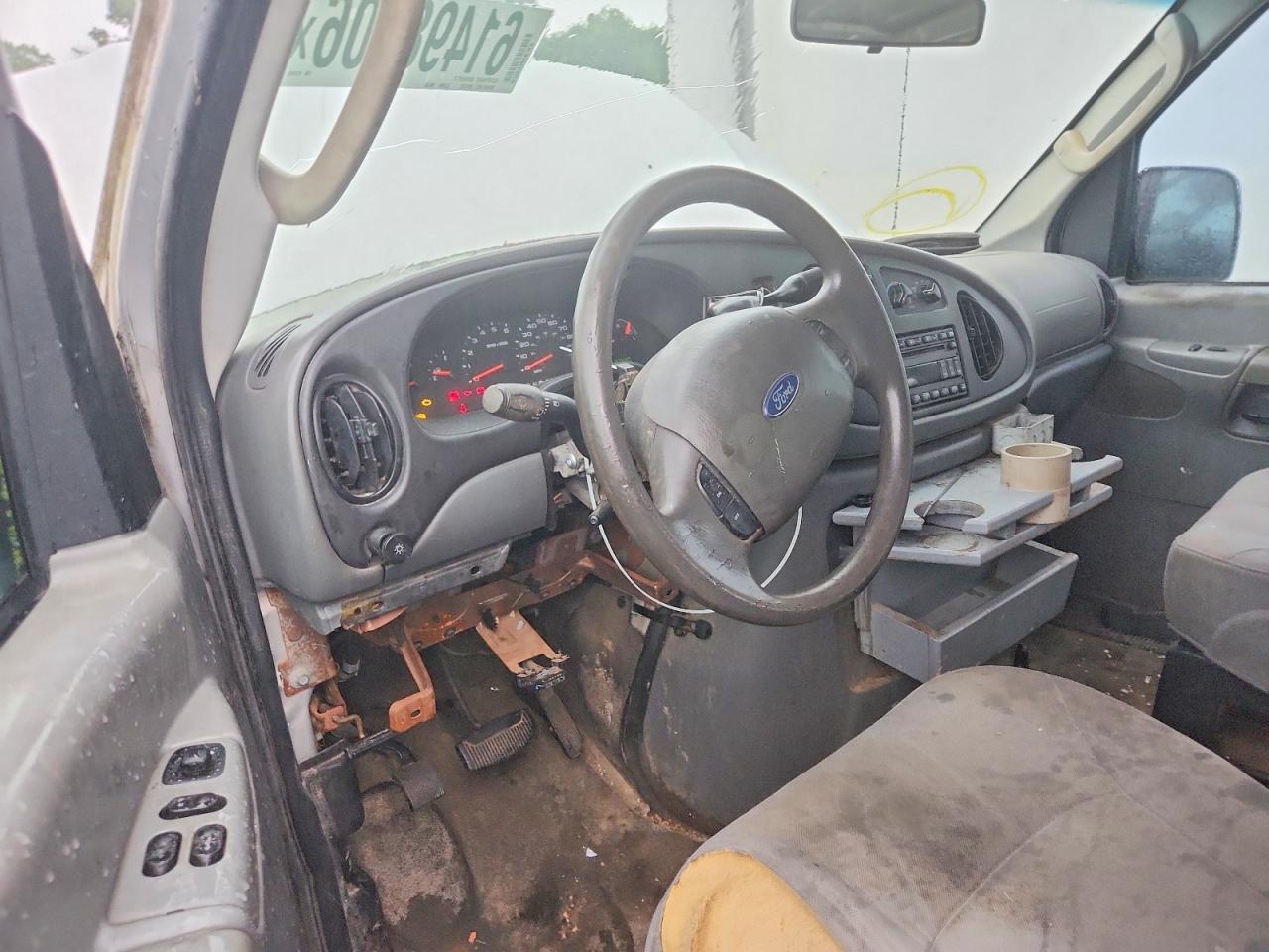 2008 FORD ECONOLINE