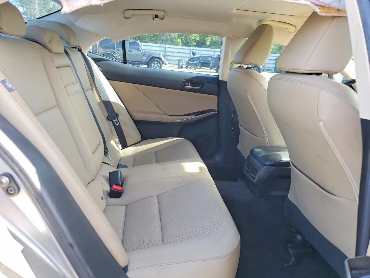 2018 LEXUS IS
