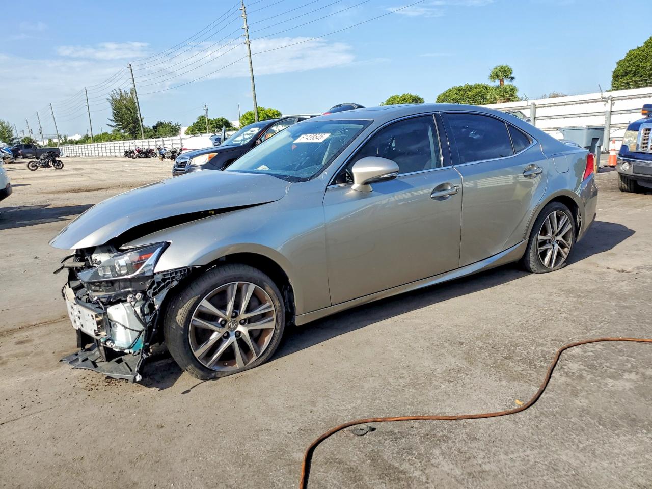 2018 LEXUS IS