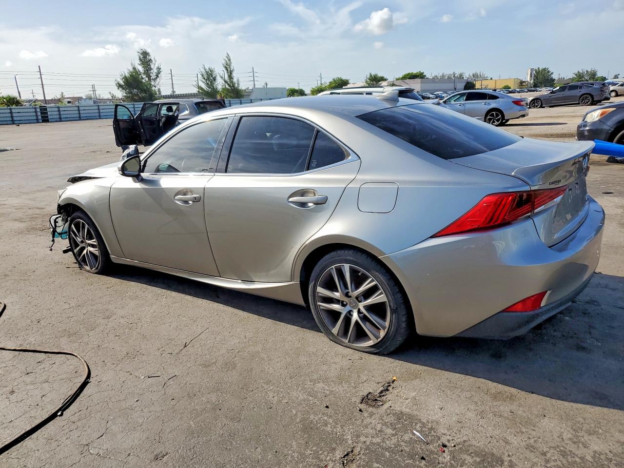 2018 LEXUS IS