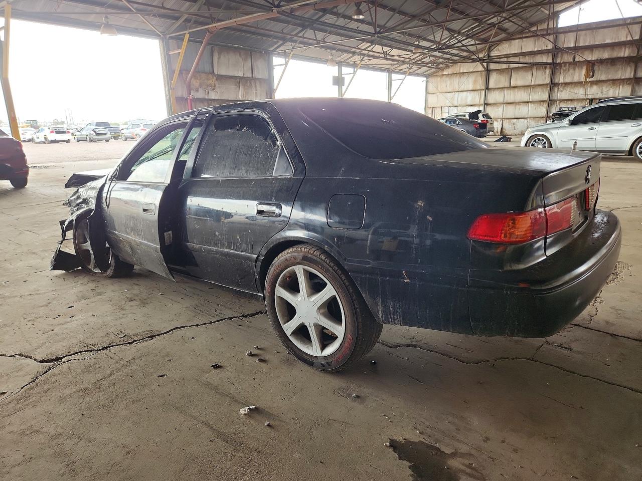 2001 TOYOTA CAMRY