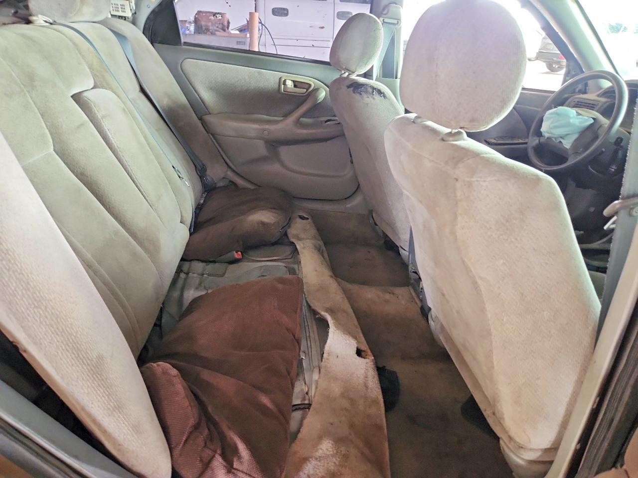 2001 TOYOTA CAMRY