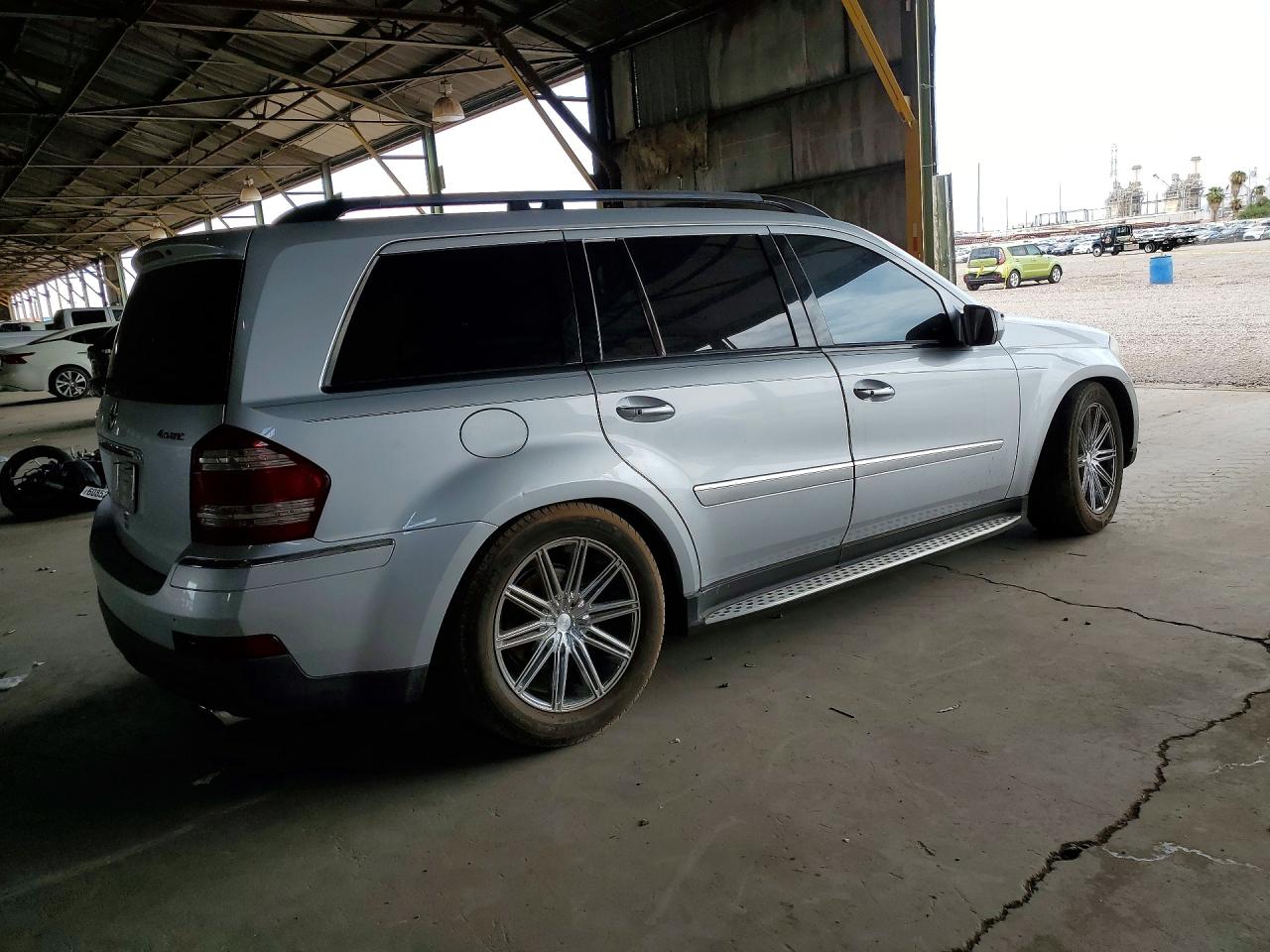 2009 MERCEDES-BENZ GL-CLASS