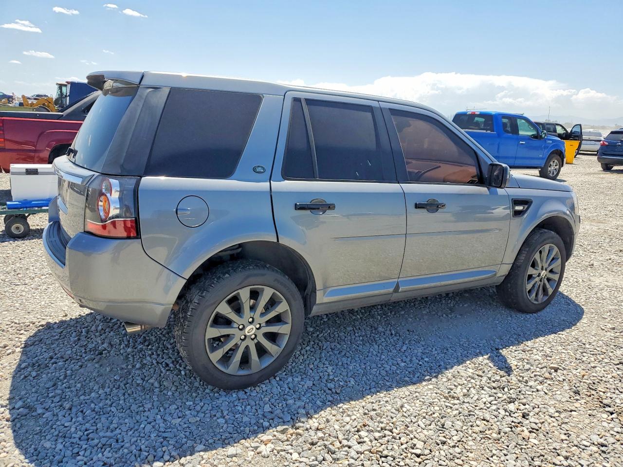 2013 LAND ROVER LR2