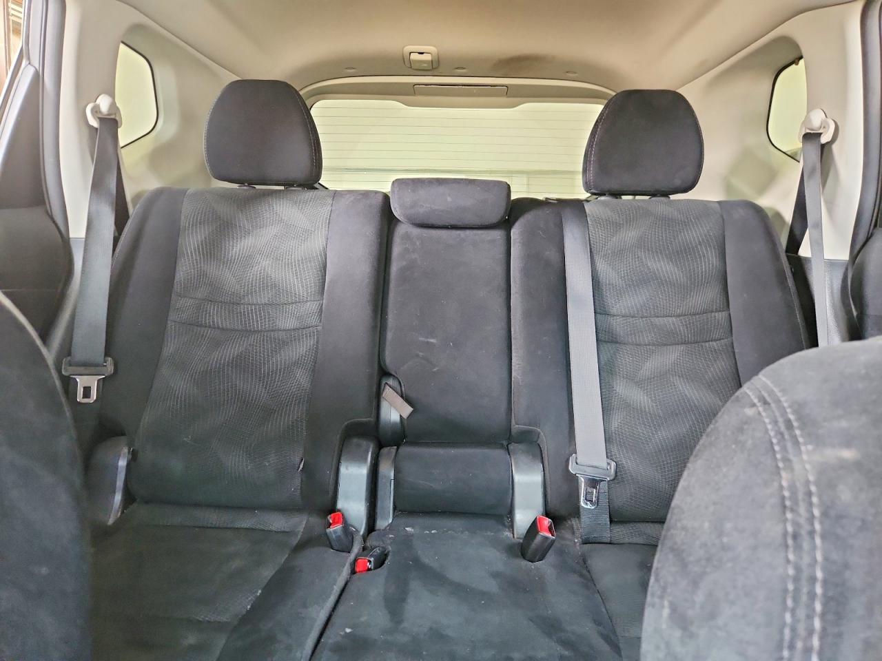2016 NISSAN ROGUE