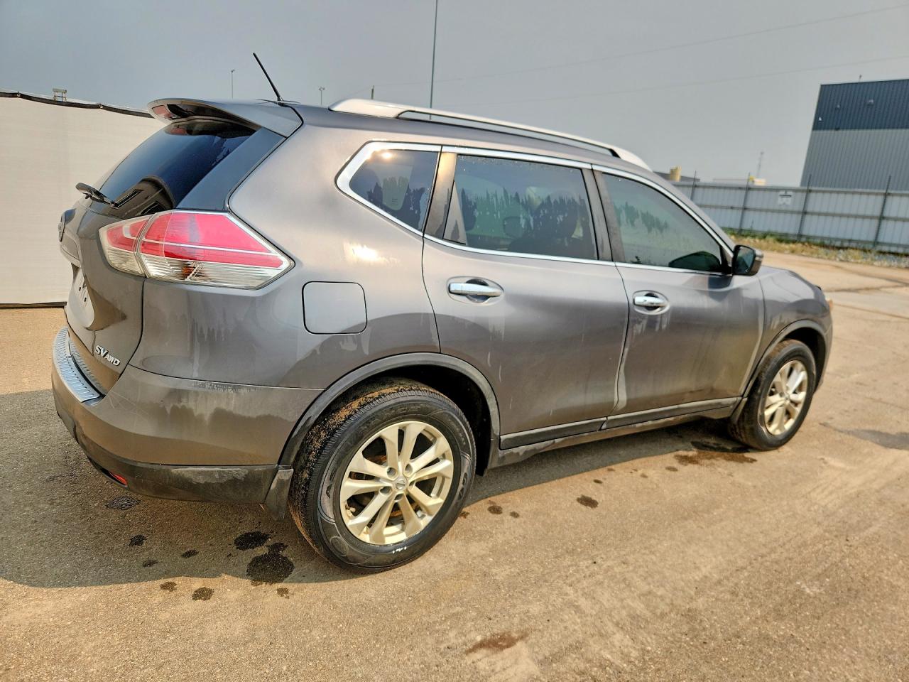 2016 NISSAN ROGUE