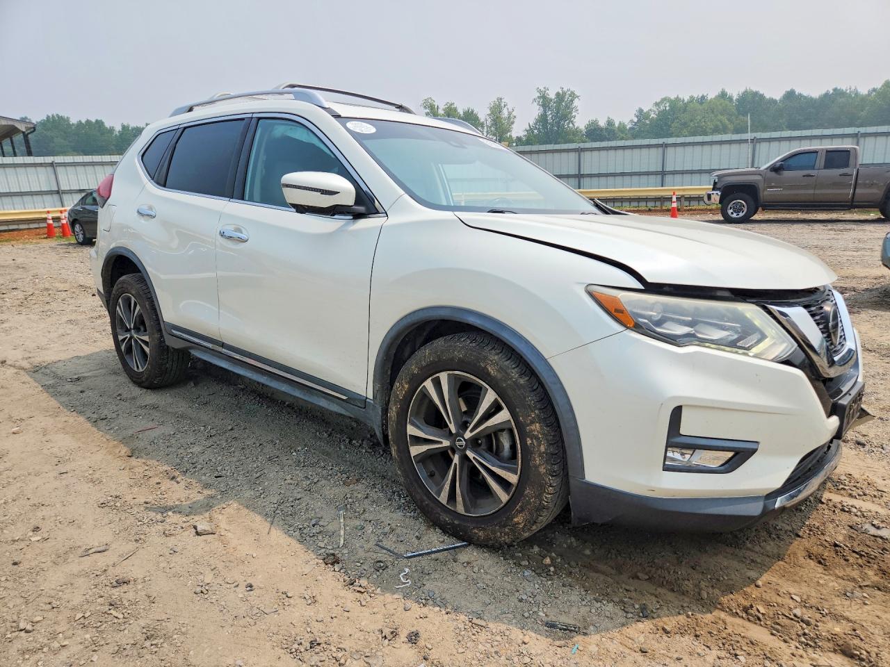 2018 NISSAN ROGUE