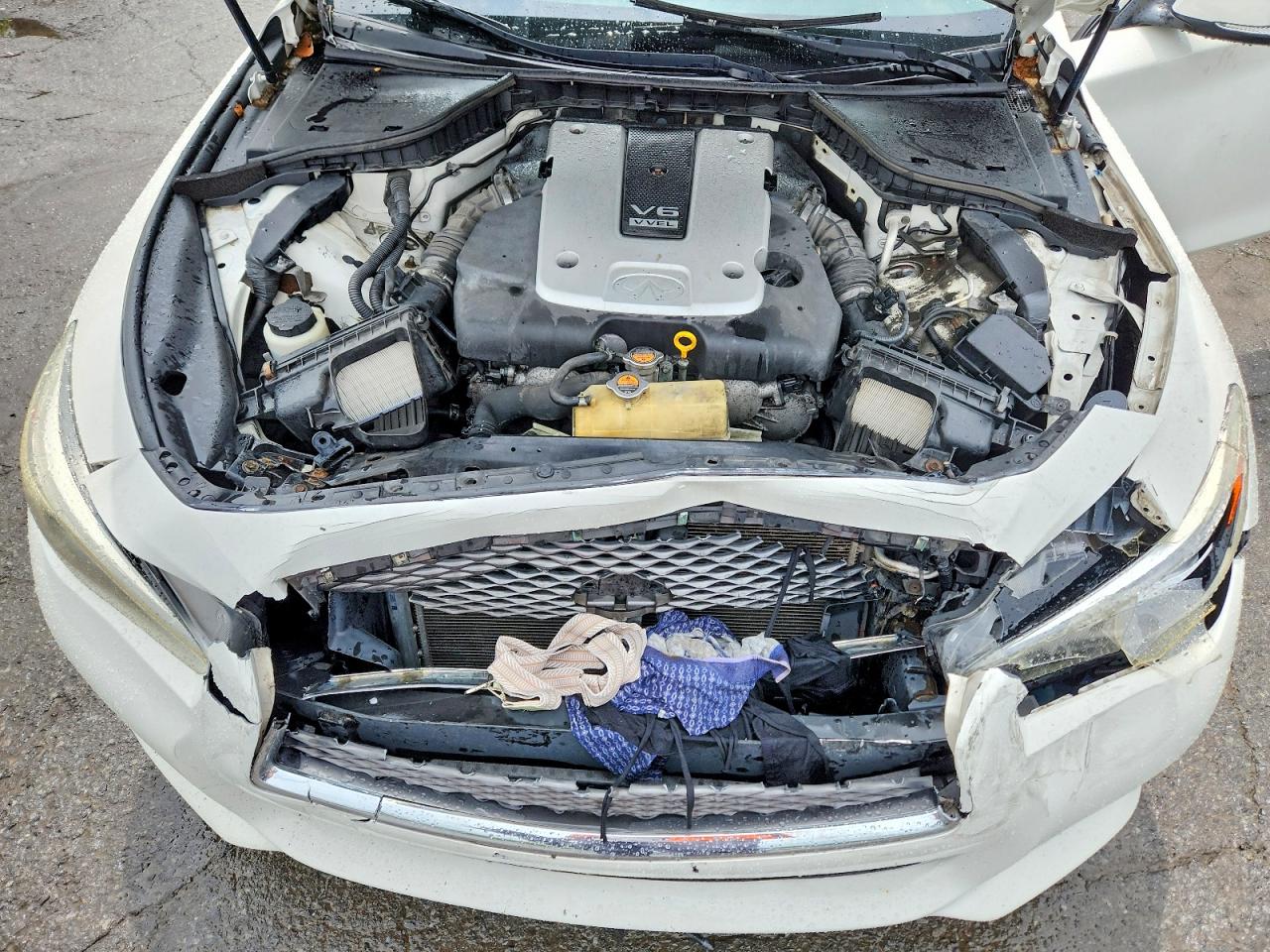 2014 INFINITI Q50