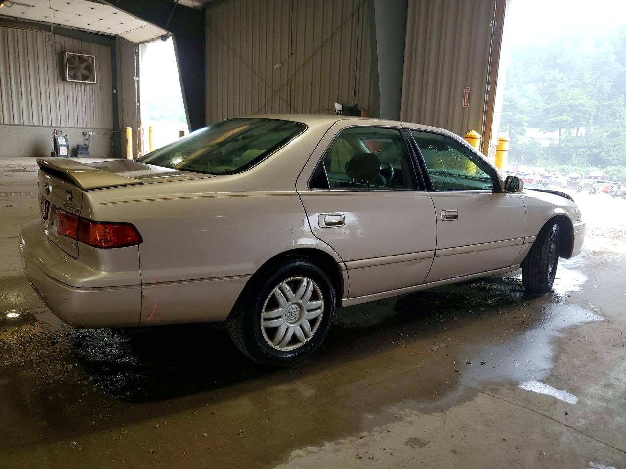 2000 TOYOTA CAMRY