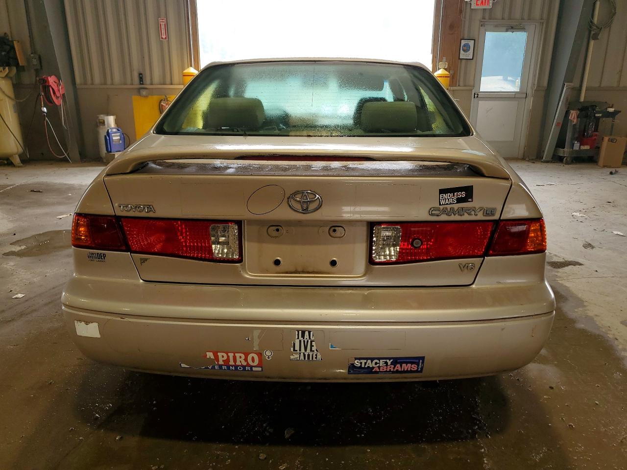 2000 TOYOTA CAMRY