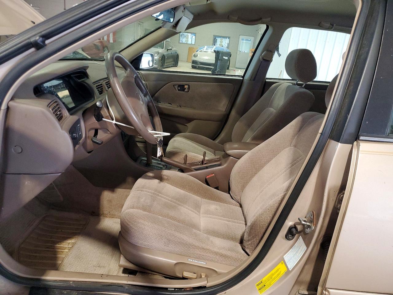 2000 TOYOTA CAMRY