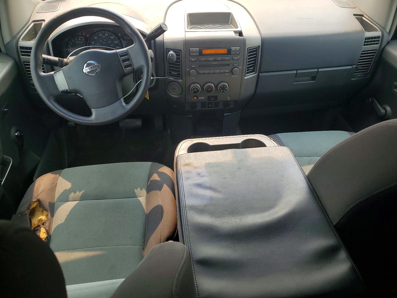 2005 NISSAN TITAN