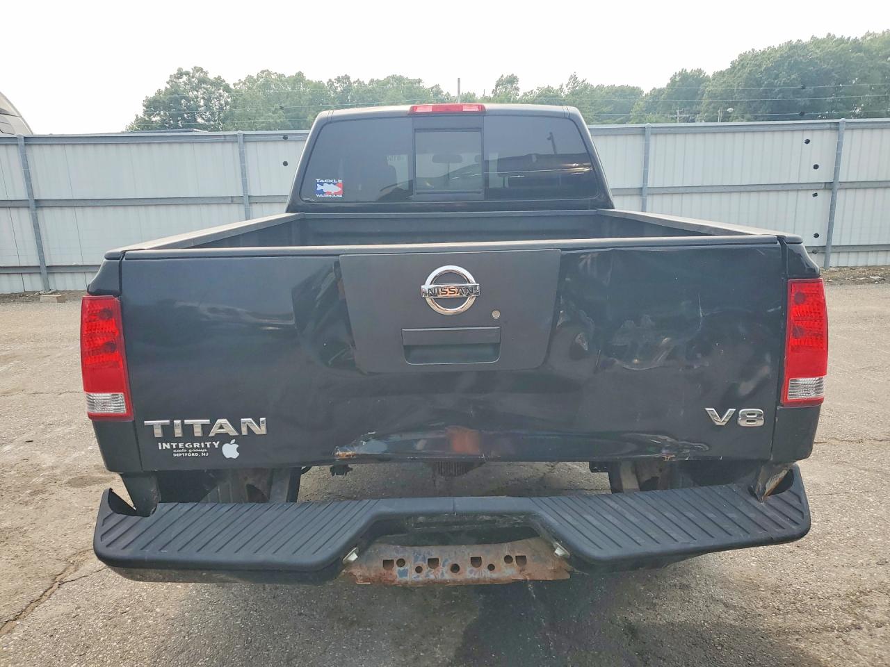 2005 NISSAN TITAN