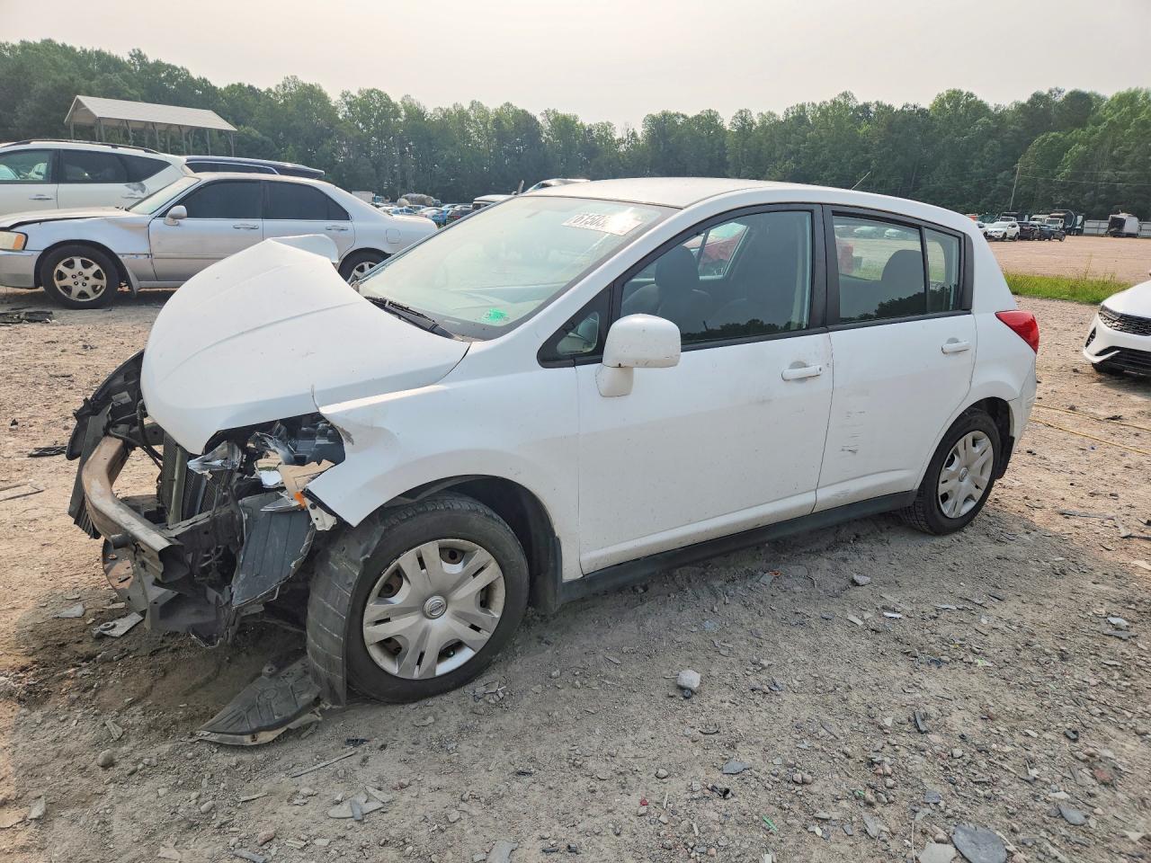 2011 NISSAN VERSA