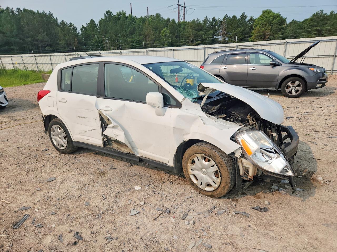 2011 NISSAN VERSA