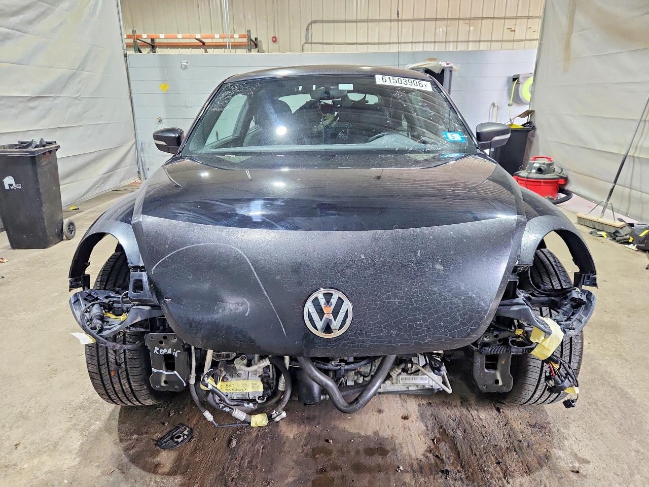 2012 VOLKSWAGEN BEETLE