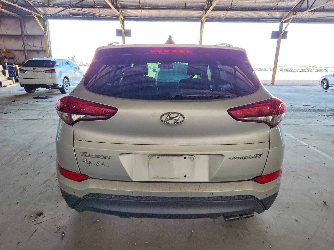 2016 HYUNDAI TUCSON