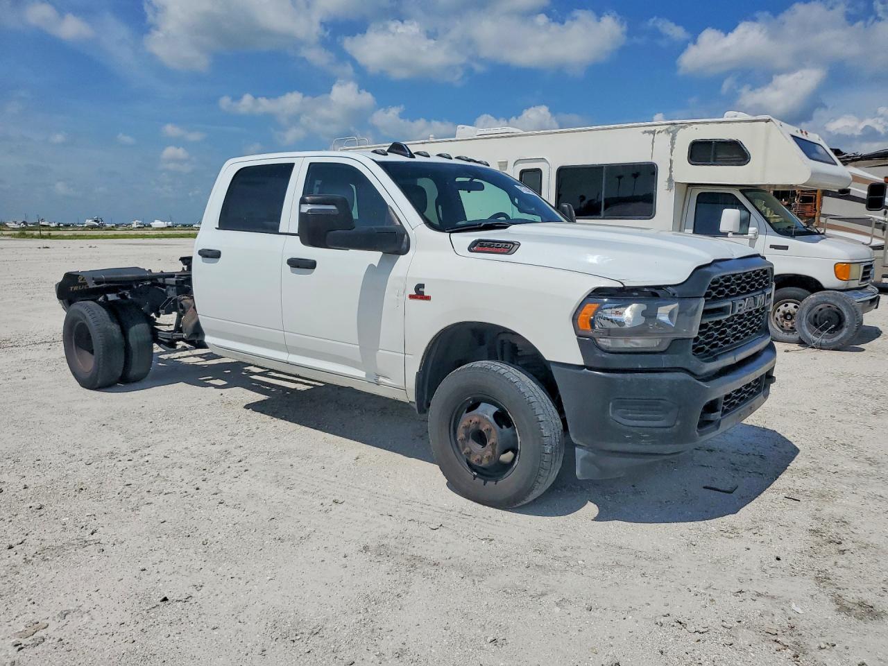 2024 RAM 3500