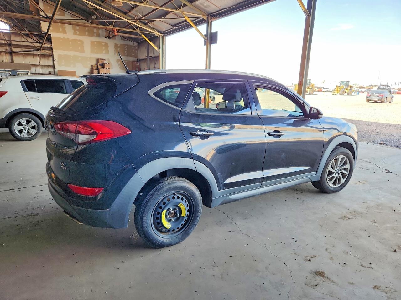 2016 HYUNDAI TUCSON