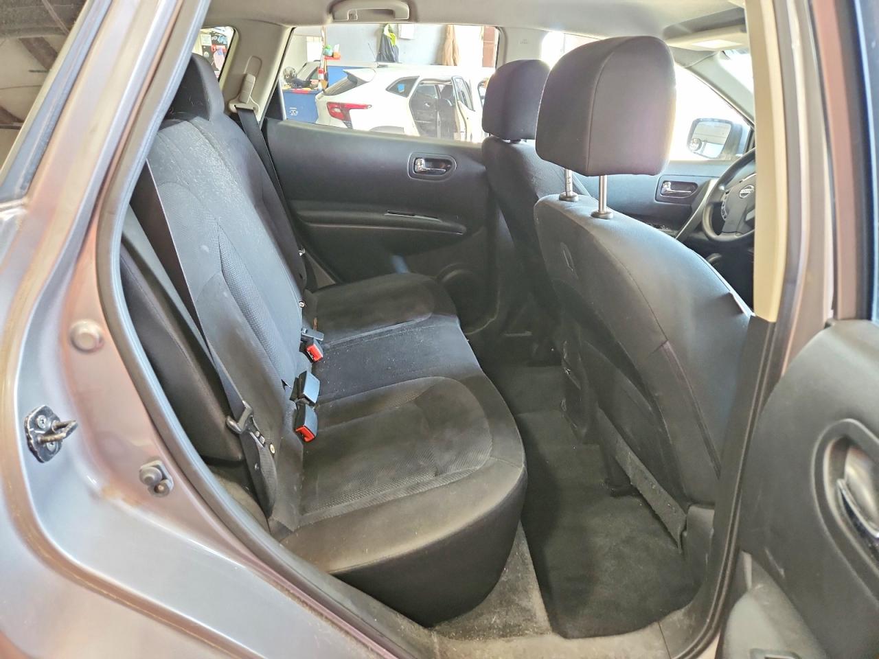 2013 NISSAN ROGUE