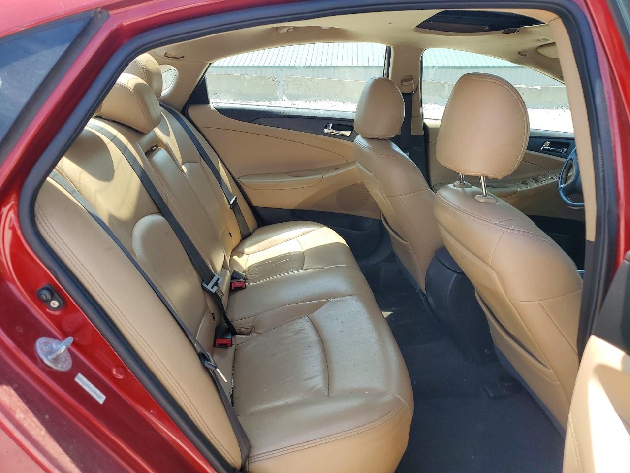 2011 HYUNDAI SONATA