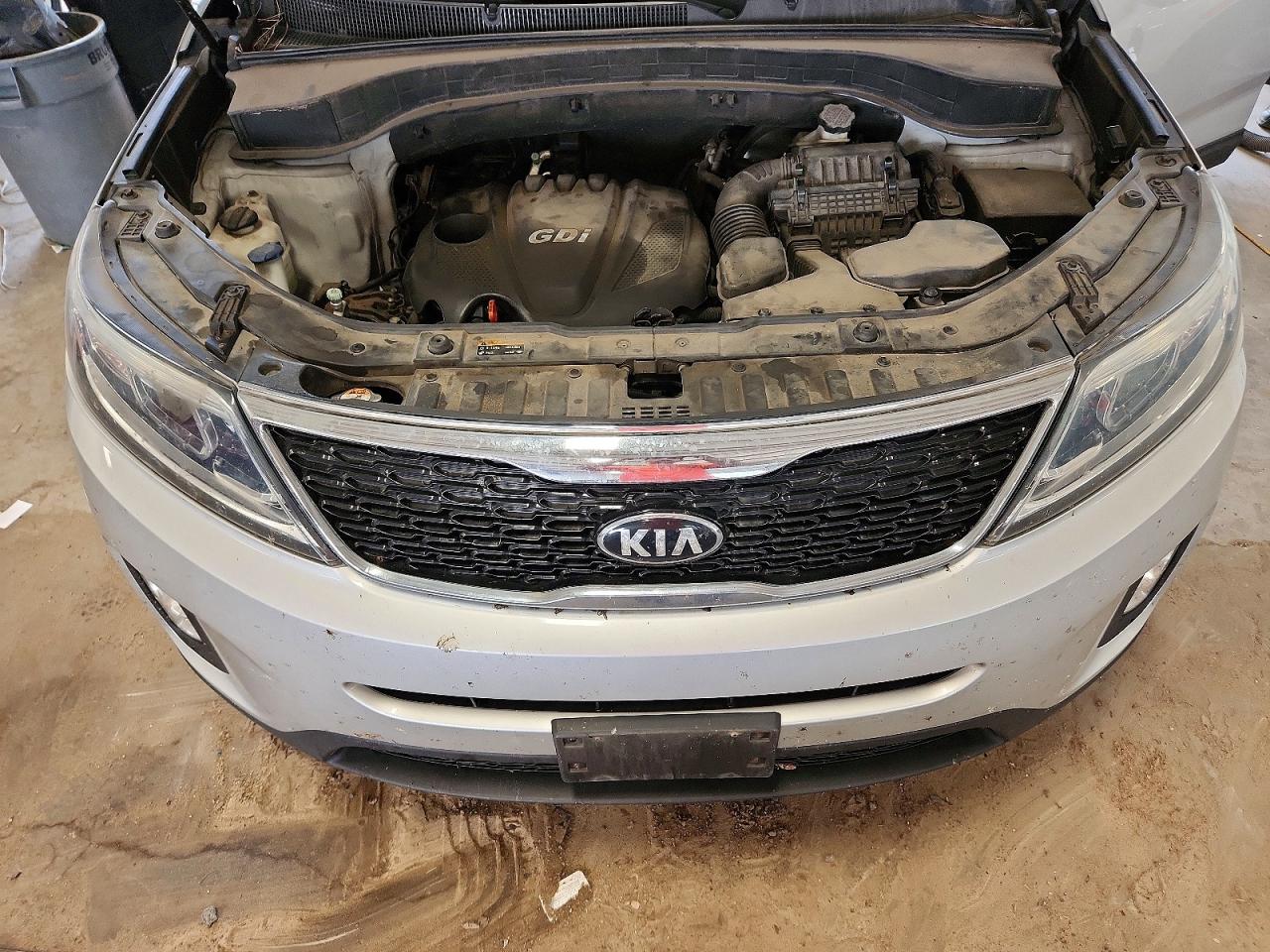 2015 KIA SORENTO