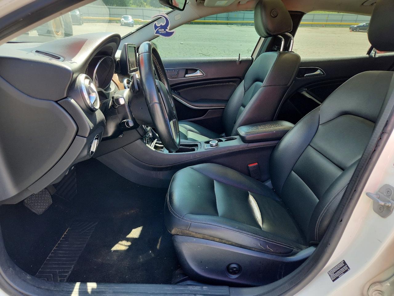 2015 MERCEDES-BENZ GLA-CLASS