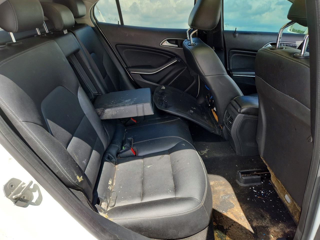 2015 MERCEDES-BENZ GLA-CLASS