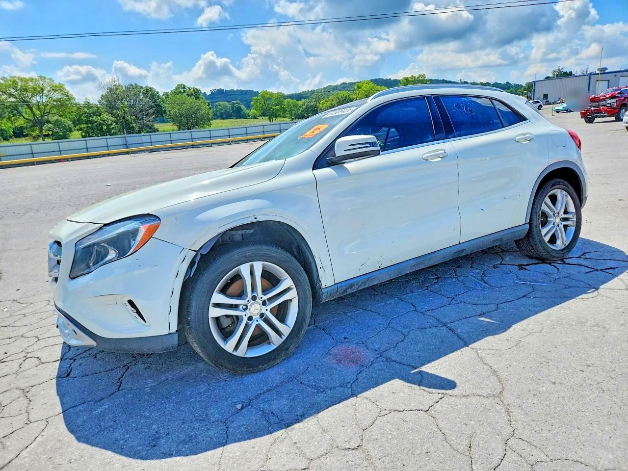 2015 MERCEDES-BENZ GLA-CLASS
